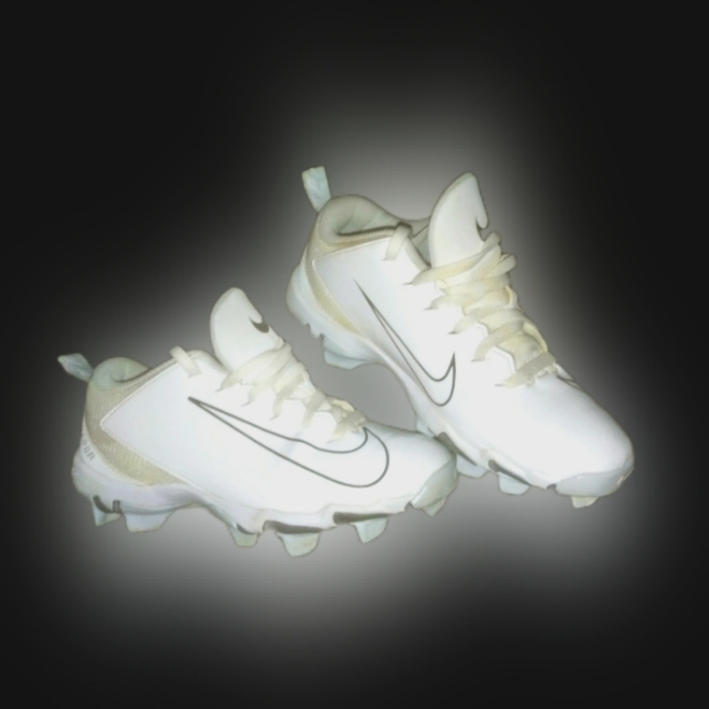 Nike Vapor Shark 3 Untouchables. Sz 3Y. Worn Once!